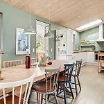 4 Star In Glesborg-by Traum